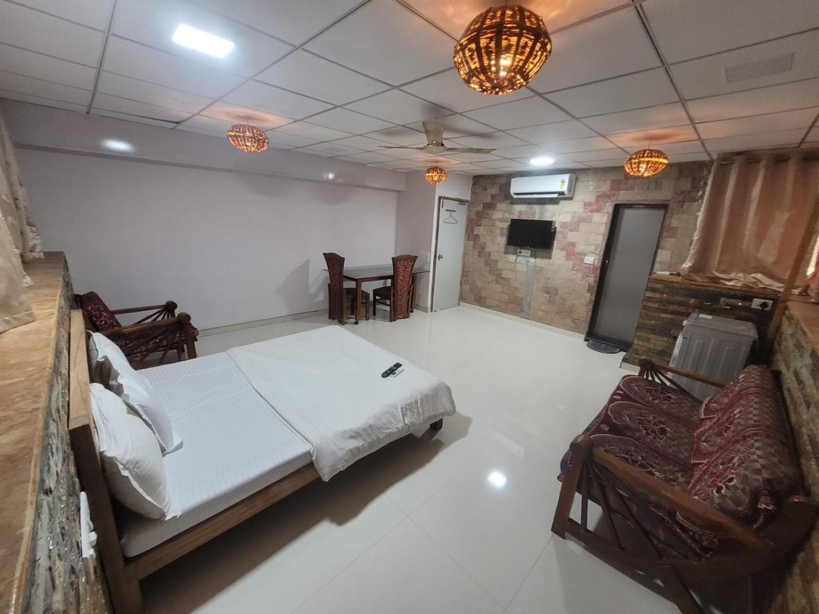 Agrawal Bhavan Budget Stay Only For Indians Мумбаї Екстер'єр фото